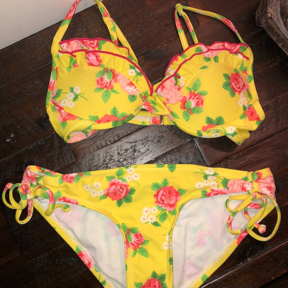 SPRING BREAK Floral Bralette Bikini Set